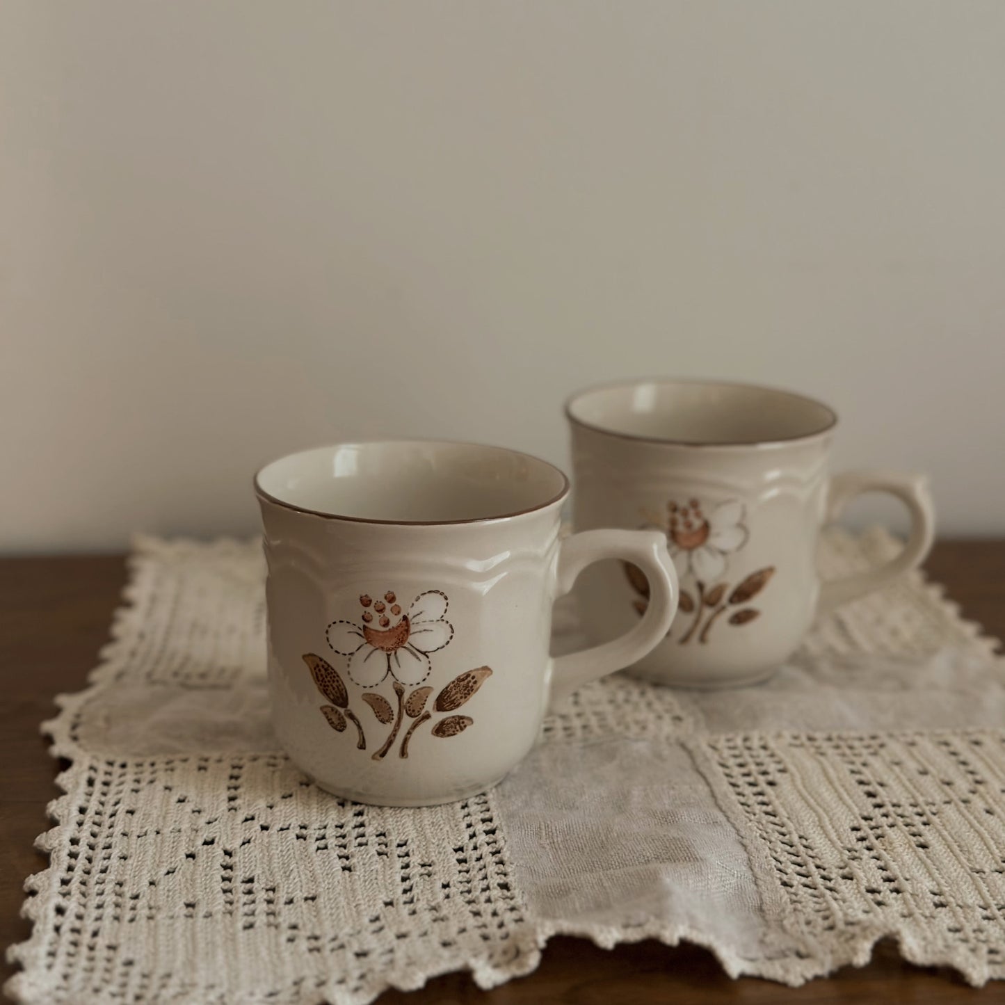 1970s Floral Ceramic Mug | Vintage