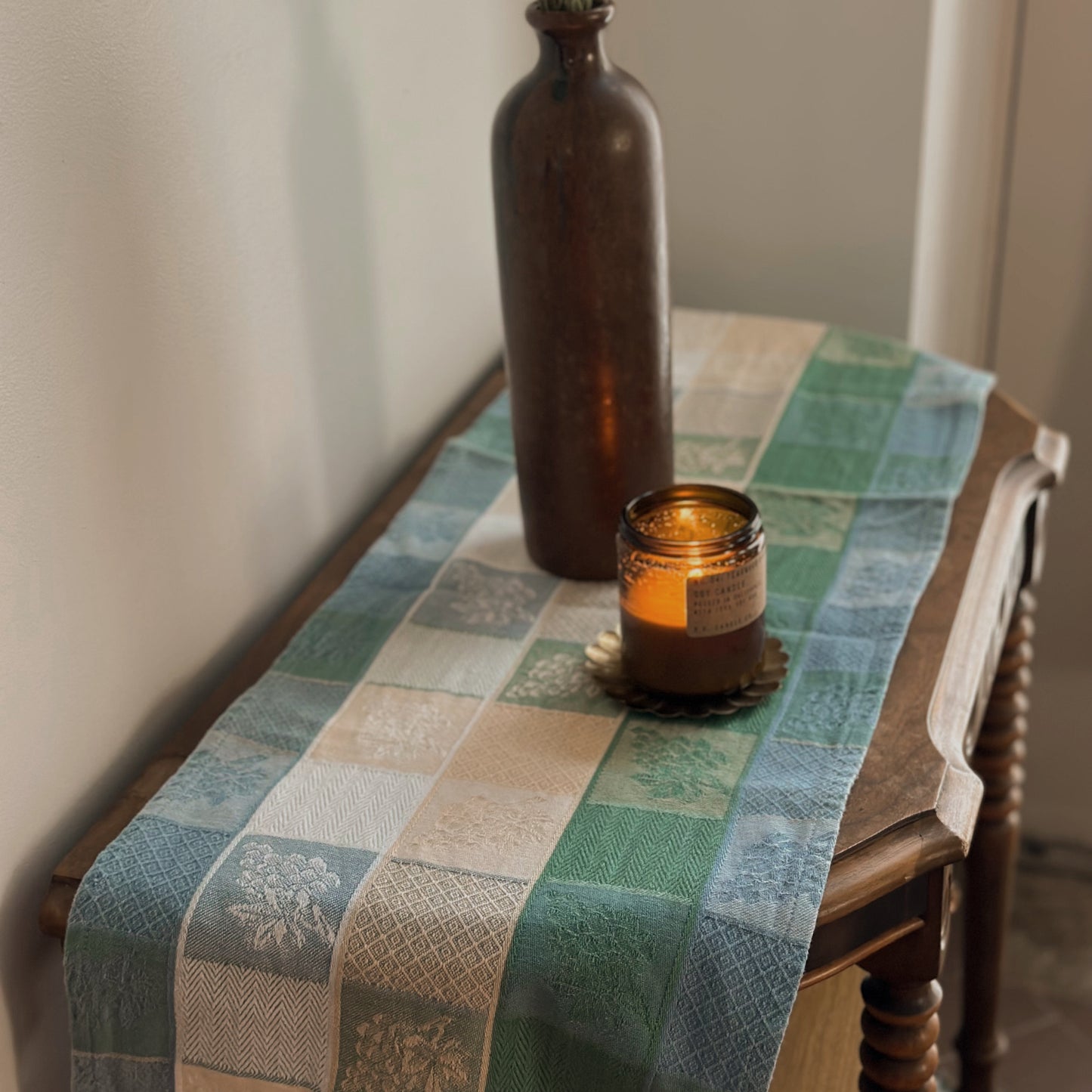 Jacquard Botanical Short Cotton Table Runner | Vintage