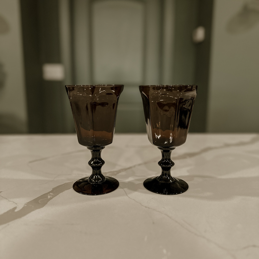 Dark Amber Vintage Wine Glass Set