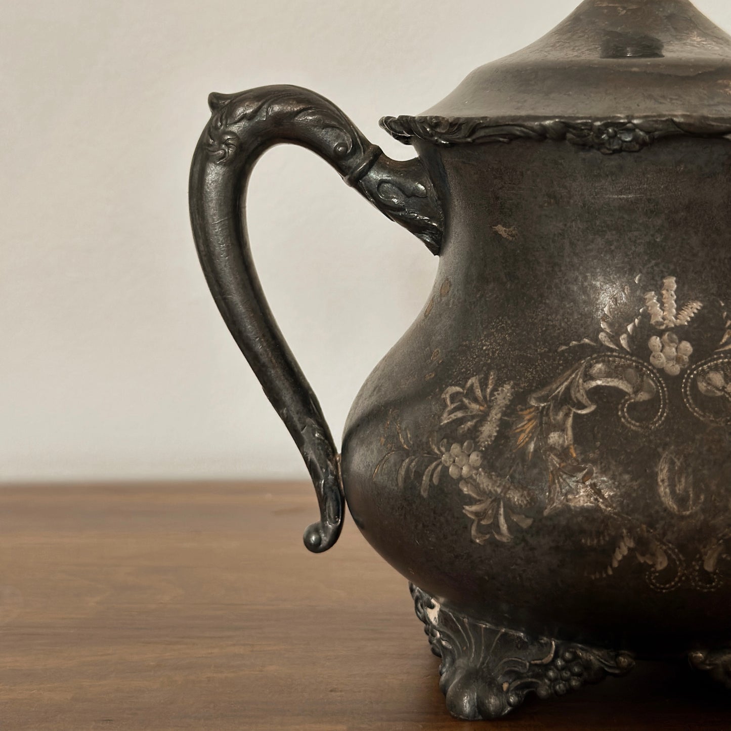 The Wallace Bro’s Floral Repoussé Set | Sugar & Creamer