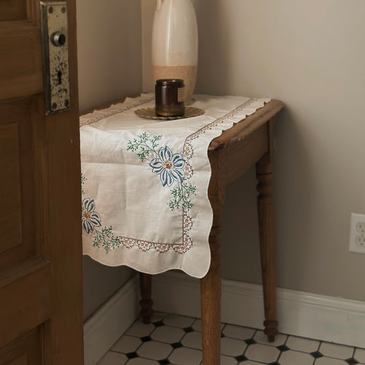 Vintage Hand-Embroidered Floral Scalloped Table Runner