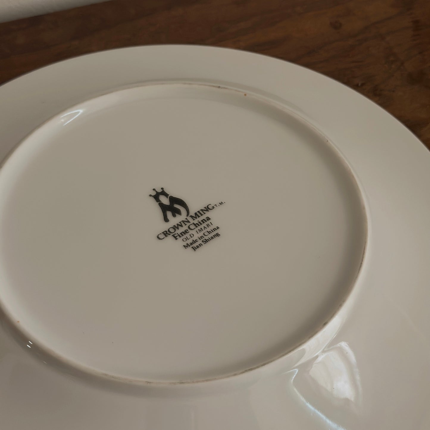 Vintage Crown Ming 'Old Imari' Dinner Plates