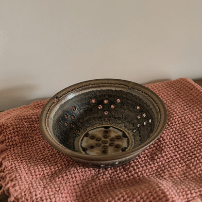Hand-Thrown Ceramic Berry Colander & Strainer Bowl