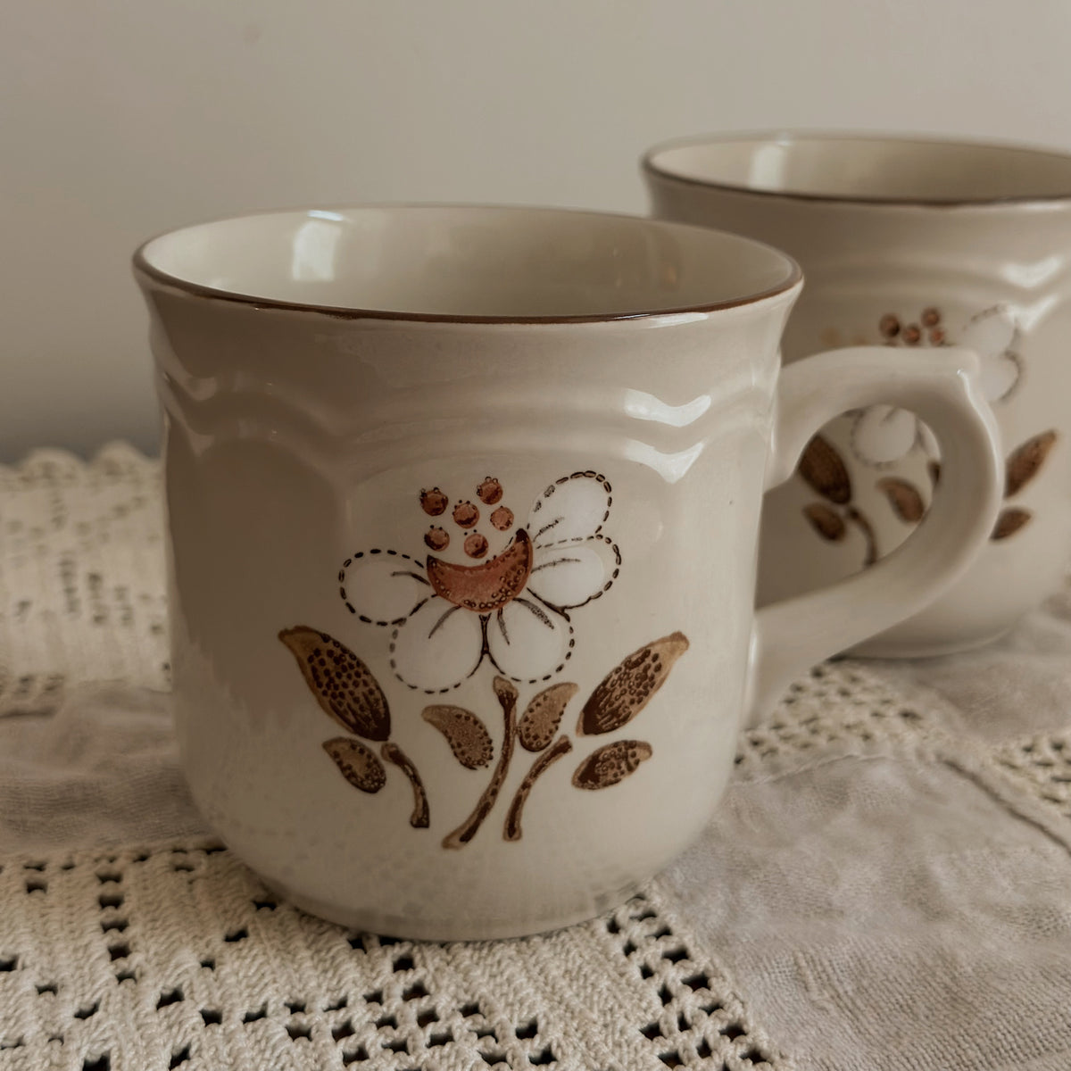 1970s Floral Ceramic Mug | Vintage