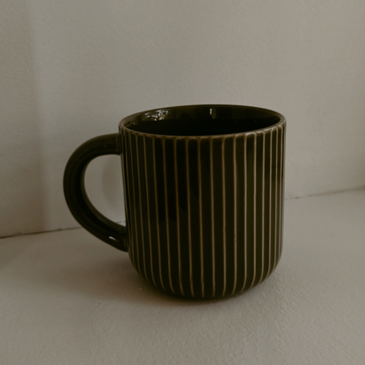 Olive Branch Fluted Mug