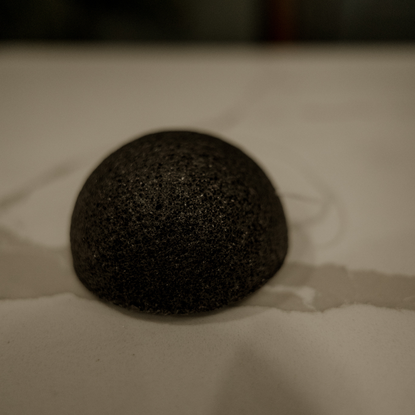 Konjac Charcoal Face Sponge